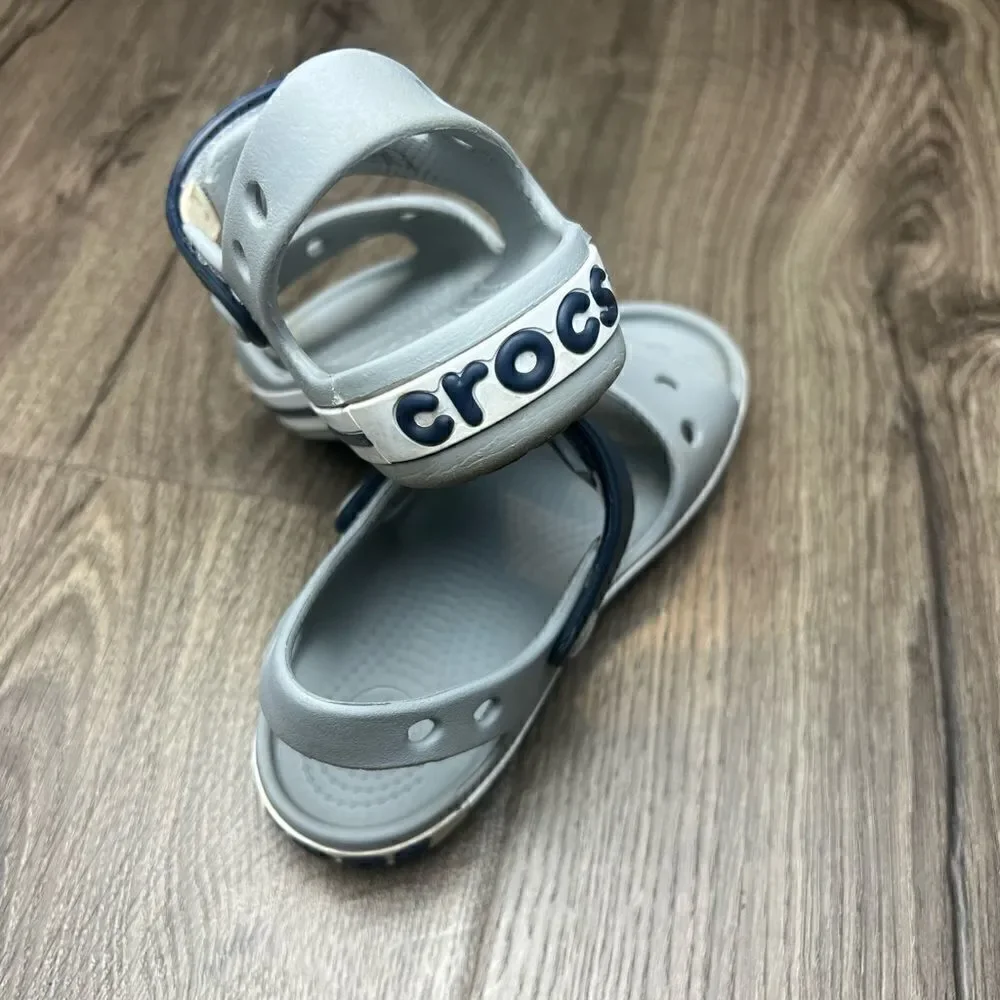 Crocs Girls/Boys Crocband Moulded Croslite Strap Fastening Sandal 100% Thermopla